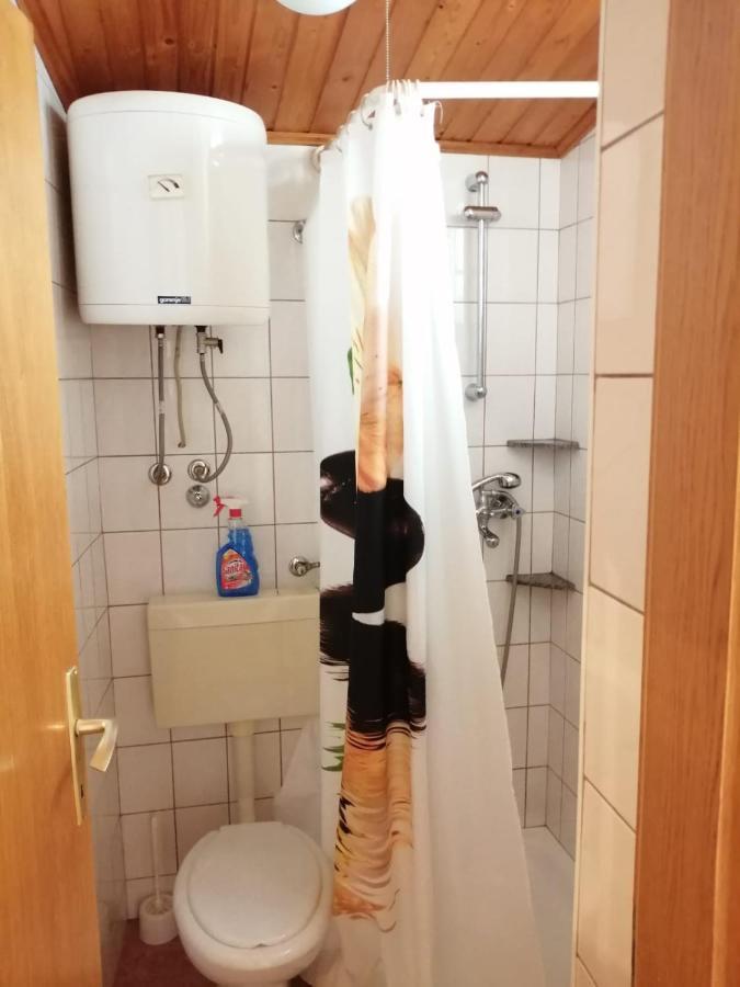 Apartmani Leko Mirjana Baska Voda Luaran gambar