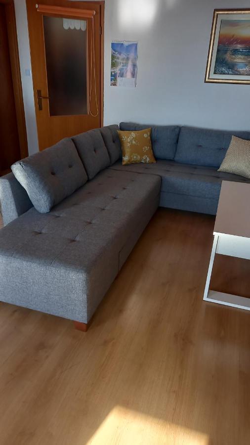 Apartmani Leko Mirjana Baska Voda Luaran gambar