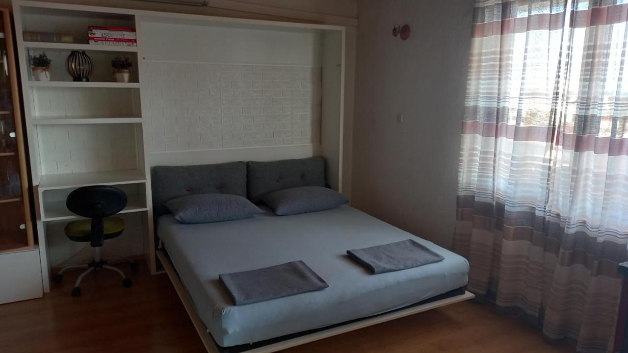Apartmani Leko Mirjana Baska Voda Luaran gambar
