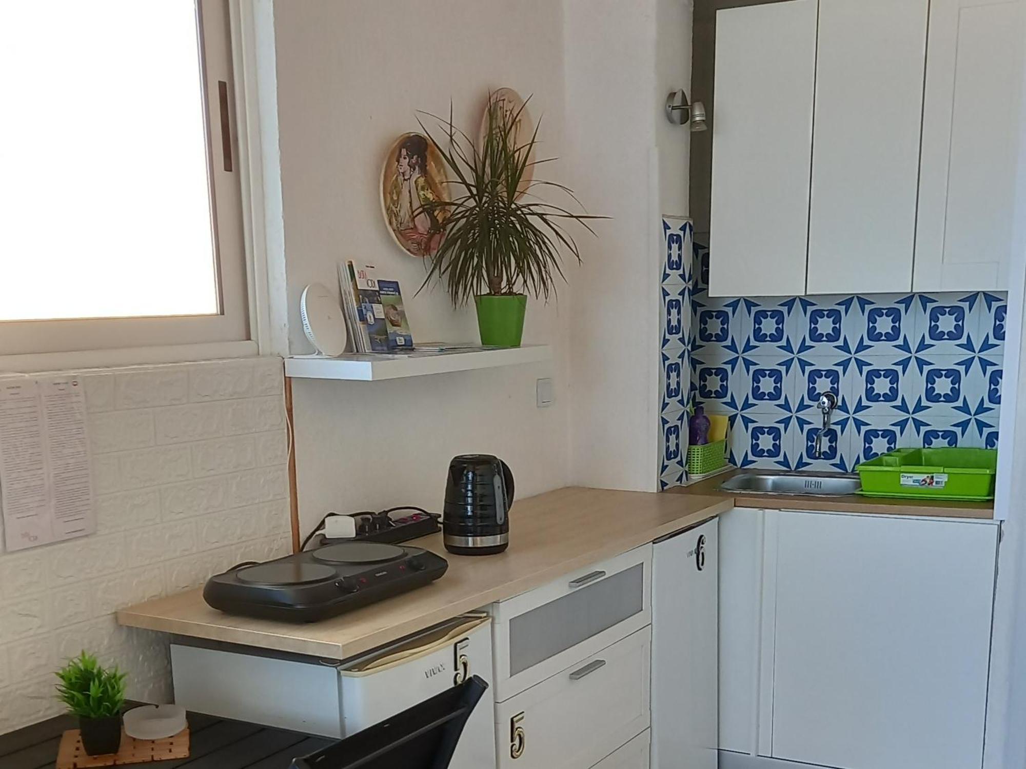 Apartmani Leko Mirjana Baska Voda Luaran gambar